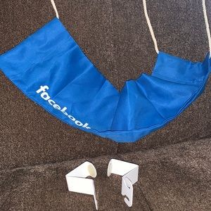 🔵 Facebook Foot Hammock